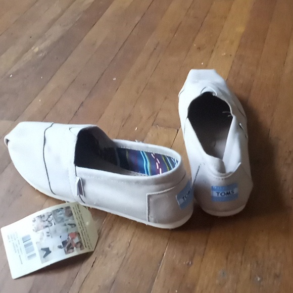 Beige Toms Cloth Loafers - Unworn - Picture 5 of 7